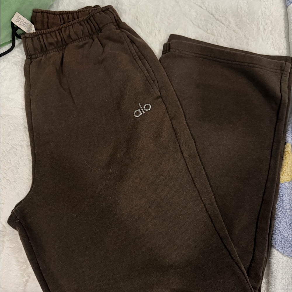 ALO Yoga Brown Wide Leg Pants- accolade collection